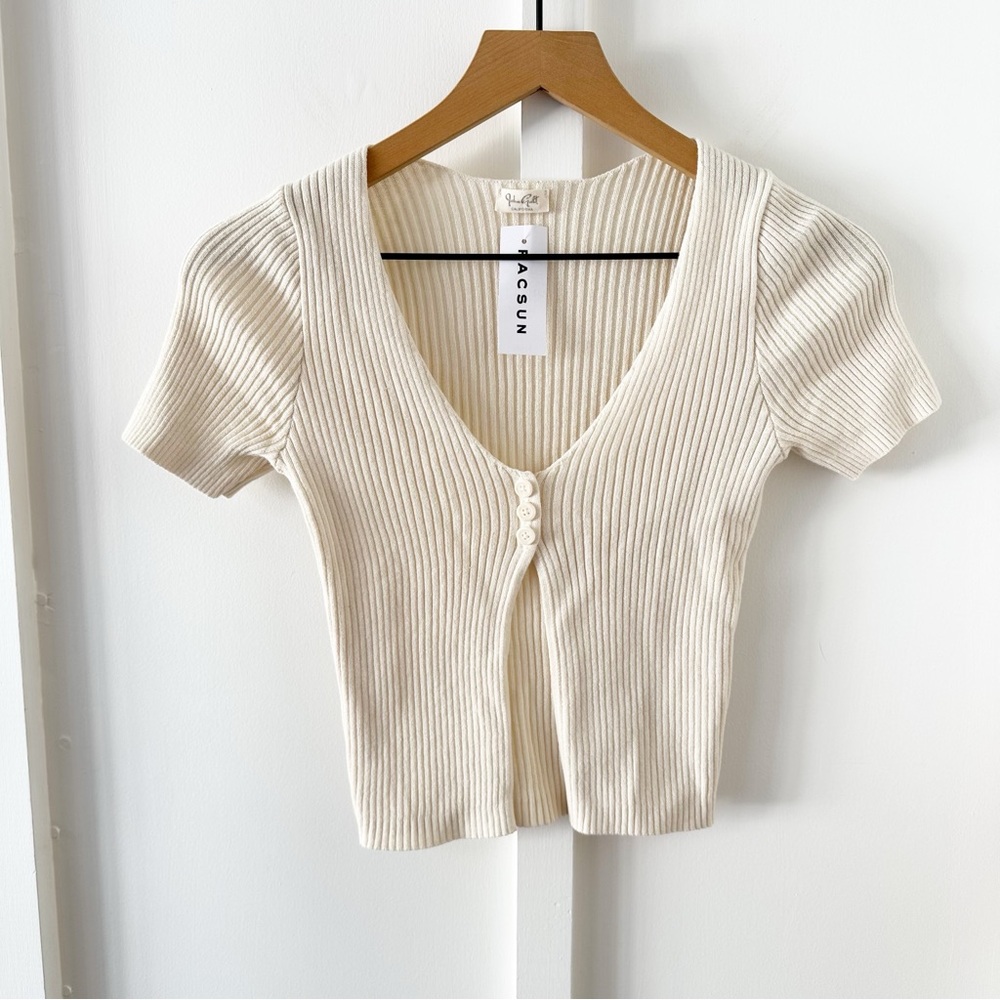 BRANDY MELVILLE J GALT cream ribbed knit crop top